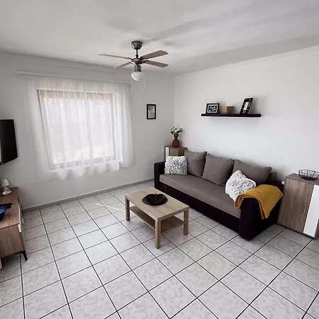 Chill Apartament